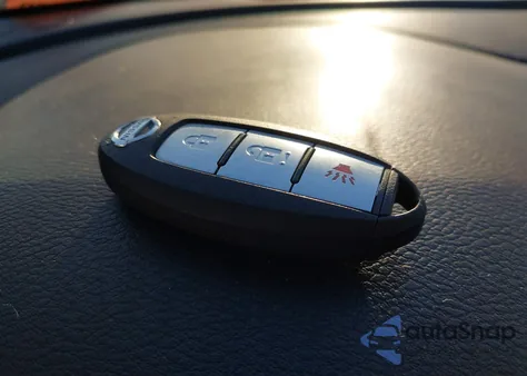 2020 Nissan Kicks S Xtronic Cvt from USA, damaged, VIN 3N1CP5BV1LL564149